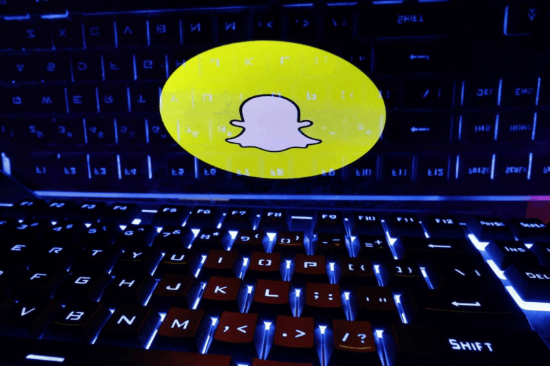 EU Investigates Snapchat, YouTube, Apple, and Google Over Child Safety Compliance