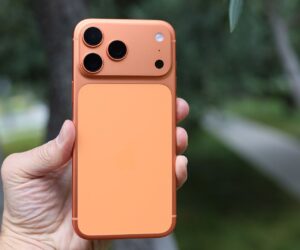 It’s official – the iPhone 17 Pro Max is a battery life king, but the iPhone 17 lags behind its Samsung and Google rivals