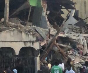 Breaking: Residents trapped as building collapses early morning in Lagos