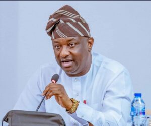 Stop Airport Officials From Begging Travellers For Money, Imo Senator Tells Aviation Minister