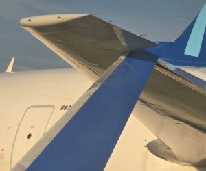 Two airplanes collide on tarmac at Chicago O’Hare airport
