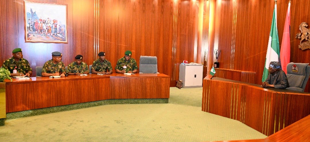 Tinubu decorates Nigeria’s new military chiefs with new ranks