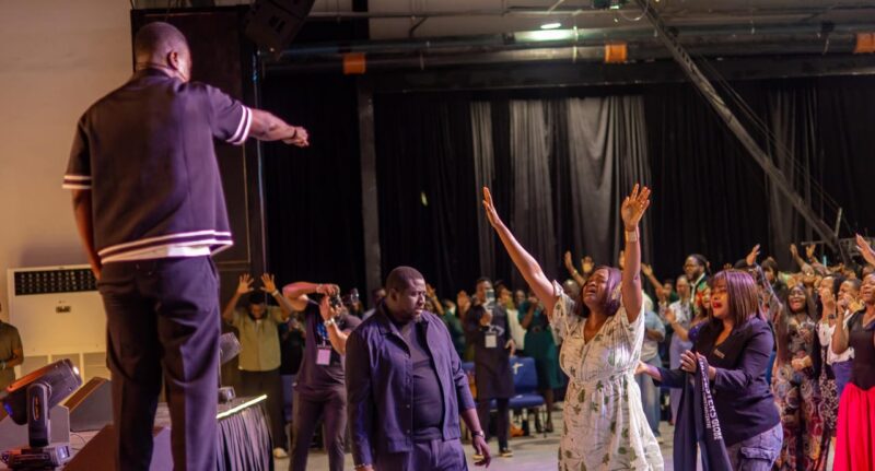 Pastor Bolaji Hosts Largest Singles Prayers And Connect Conference In Lagos