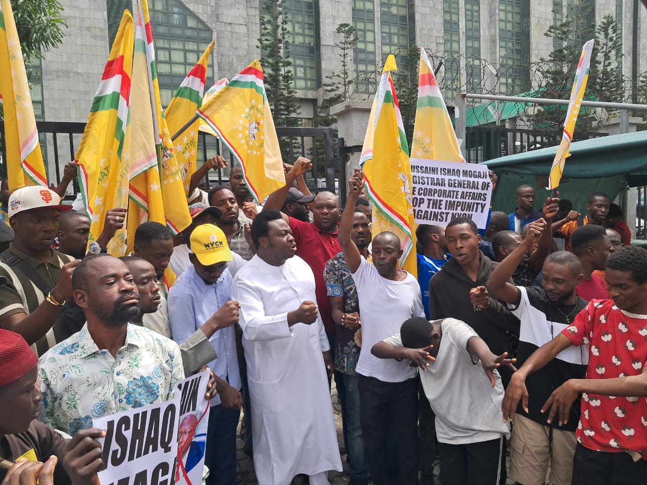 Over 3,000 NYCN members protest withdrawal of CAC registration