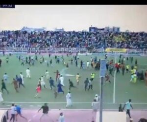 BREAKING: Angry Kano Pillars Fans Attack Referee, Shooting Stars Players, Officials After Late Equaliser In Kano NPFL Match