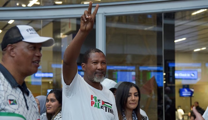 Mandela’s Grandson Returns to South Africa After Detention, Deportation by Israel
