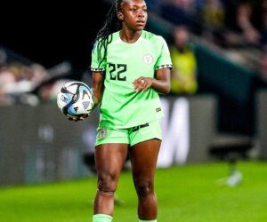 Houston Dash congratulate Alozie on FIFPRO Nomination