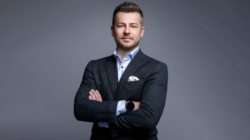 The AI Awakening – a New Era of Innovation for the Telecommunications Sector | Tech | Business