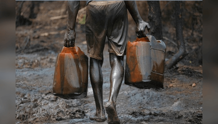 Troops foil ₦112m oil theft, arrest 450 suspected criminals nationwide – DHQ