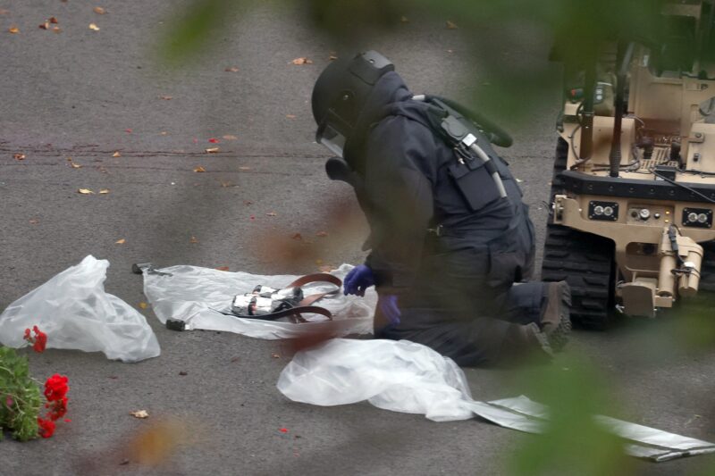Two men k!lled in Manchester synagogue terror attack named