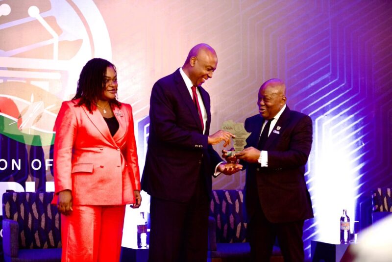 Saraki Wins Africa Democracy Awards, Dedicates It To Odinga