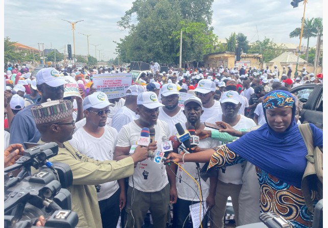 Dangote Refinery: Protesters hit PENGASSAN in Kaduna, Shettima urges restraint, patriotism