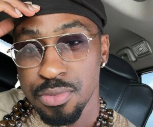 How I Handle Kissing Scenes – Saga Adeolu