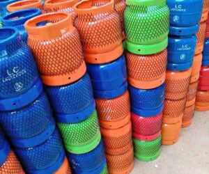 Nigeria: With cooking gas at N1, 600/kg, families resort to charcoal, sawdust