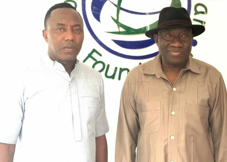 Sowore Meets Jonathan In Abuja, Reveals What They Discussed