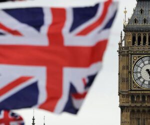 UK to scrap refugee family reunion route