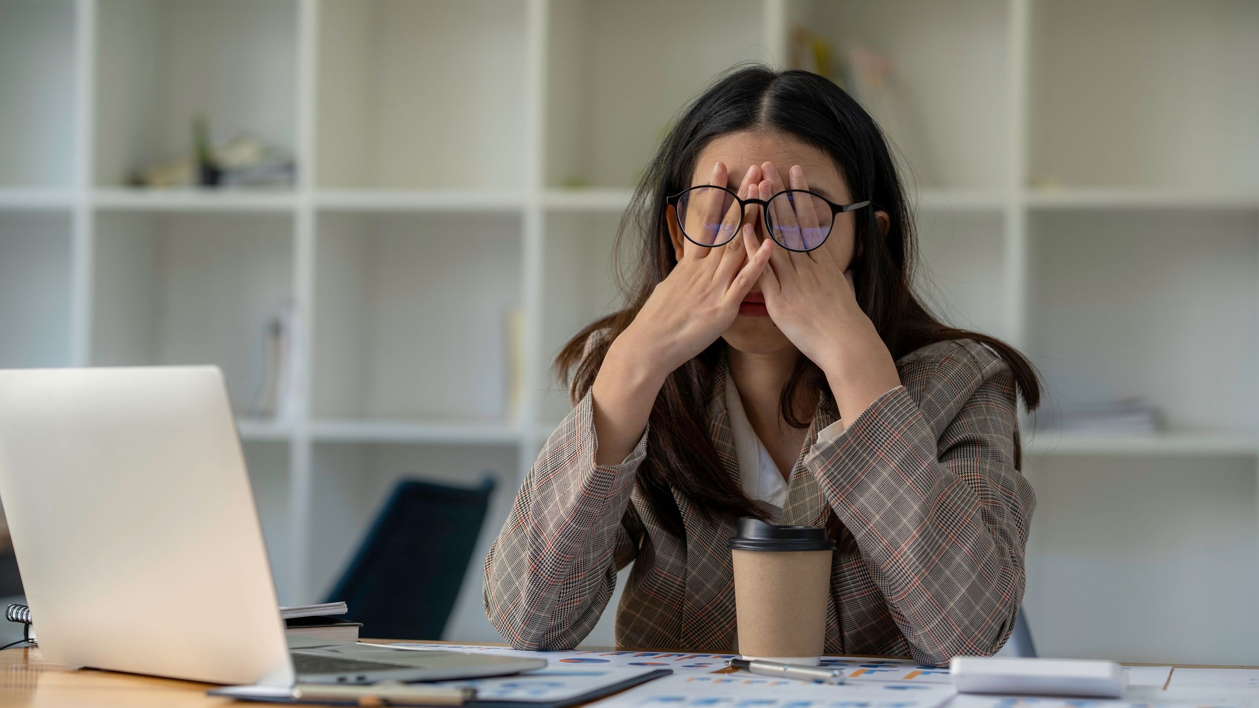 Cybersecurity pros on the edge as burnout, blame, and endless attacks push 60% to quit their jobs soon