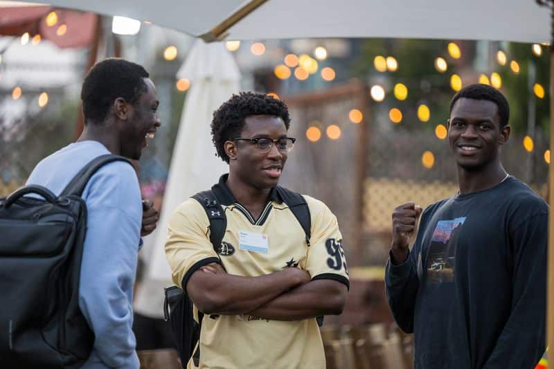 This 22 and 21-year-old Nigerians built an AI app that helps people apply for jobs by swiping, and it went viral in the US