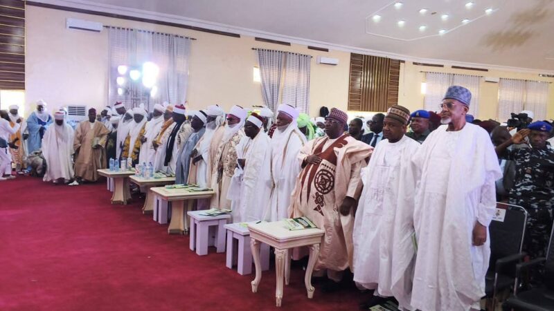 Armed Banditry: CDS, Sultan Commends Idris’ Resilience In Kebbi