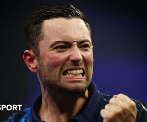 Darts World Grand Prix: Luke Humphries beats Nathan Aspinall in opener