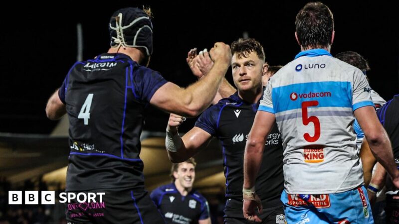 United Rugby Championship: Gritty Glasgow dig deep to down Bulls in URC