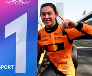 Ella Lloyd: The Pontypridd racing driver dreaming of Formula one