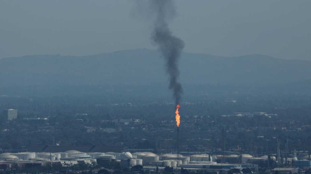 US Republicans seek to shield oil giants as climate lawsuits advance