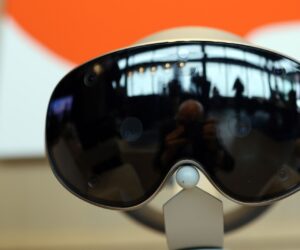 Samsung exec: XR glasses are ‘nearing the execution phase’ but won’t arrive until next year