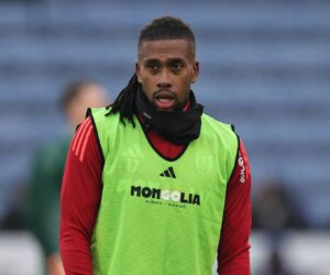 What Super Eagles legend Sunday Oliseh told Alex Iwobi after reaching key Premier League milestone