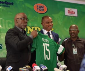 Sunday Oliseh: Ex-Borrusia Dortmund midfielder reveals his worst Super Eagles coach of all-time