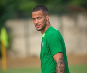 Photo: Super Eagles captain Troost-Ekong flaunts gold-plated iPhone 17 bought for a crazy price