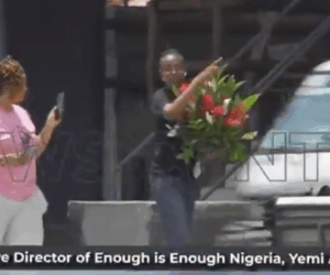 #EndSARS memorial: Security officers harass activist at Lekki Toll Gate (VIDEO)