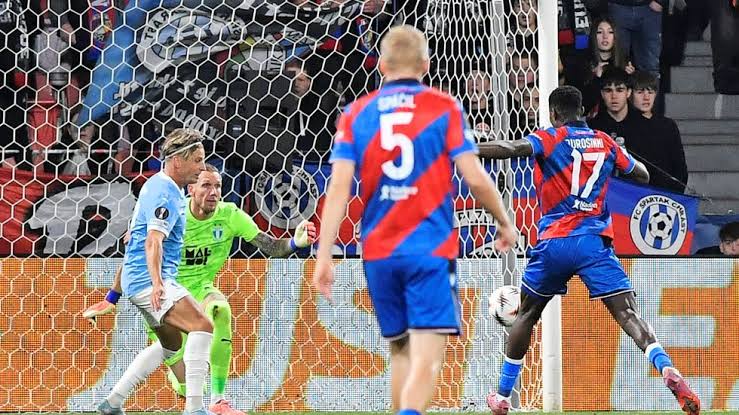 Nigeria’s Durosinmi nets second Europa League goal as Viktoria Plzen thrash Malmo