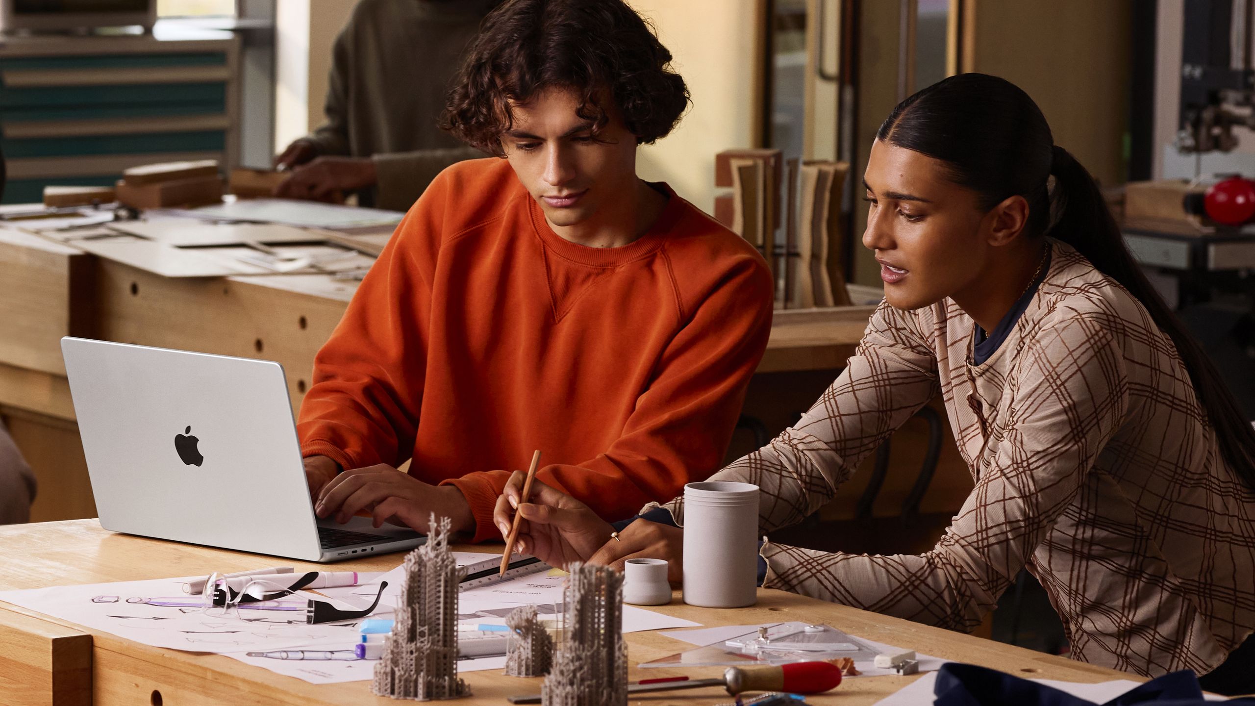 M5 benchmark leak shows Apple’s CPU outgunning Qualcomm’s powerful Snapdragon X2 Elite Extreme