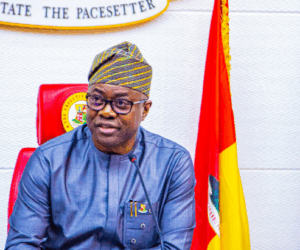 Makinde calls out Umahi over coastal highway cost analysis