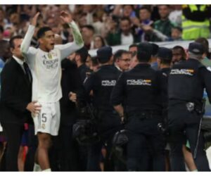 LaLiga: Police separate Real Madrid, Barcelona players after El Clasico drama