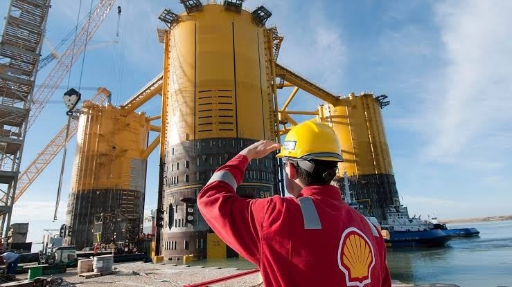 Nigeria’s upstream investment commitments now $8bn with Shell’s gas project FID -Presidency