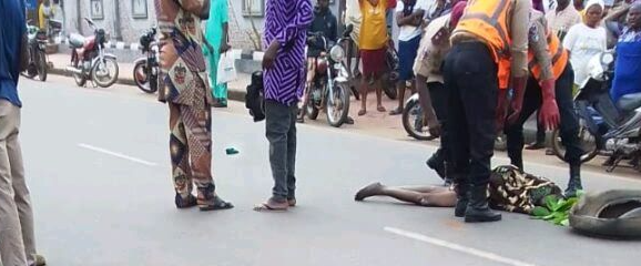 Bread van driver crushes two women to d3ath in Oyo