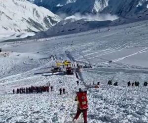Avalanche hits Austrian ski resort with multiple people buried alive