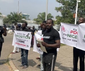 PDP group protests at US embassy, accuses APC of stifling opposition