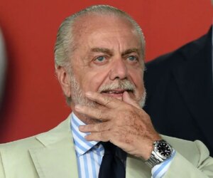 Napoli president De Laurentiis clears air on Conte resigning