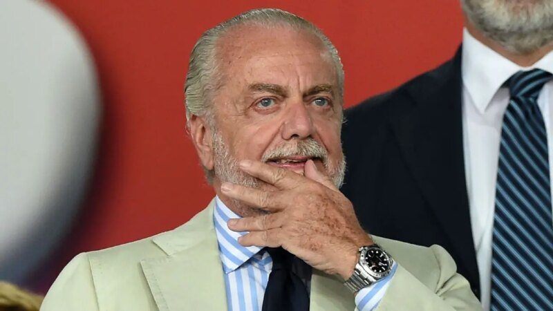 Napoli president De Laurentiis clears air on Conte resigning