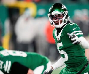 Jets place star WR Garrett Wilson on IR with knee injury