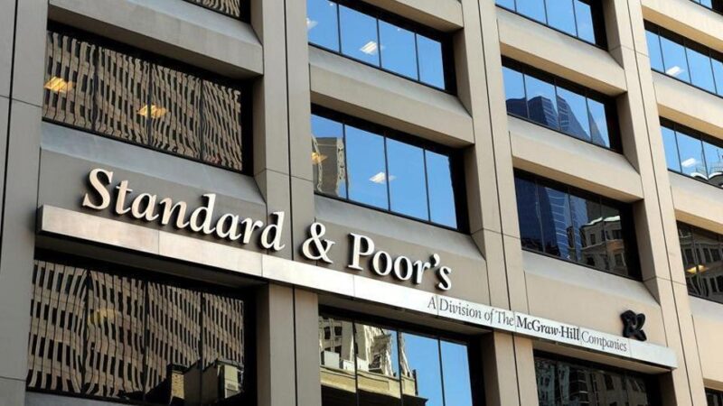 S&P upgrades Nigeria’s outlook to ‘positive’ in boost for investor confidence 