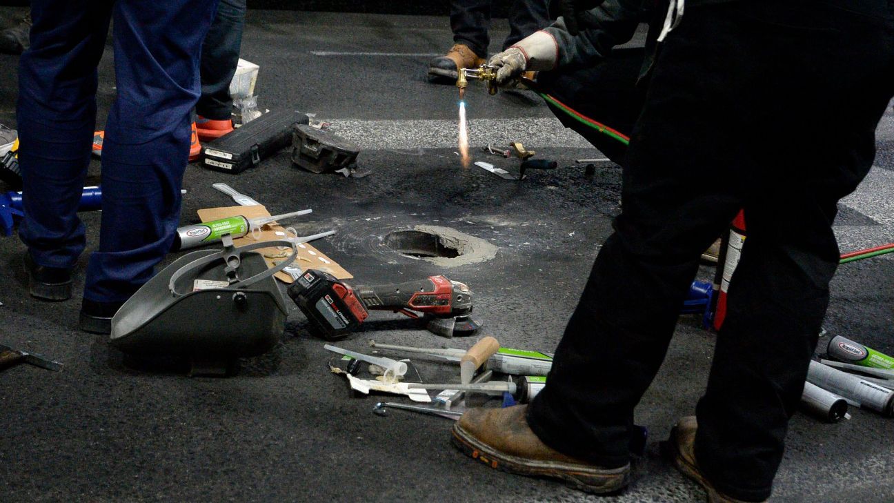 Las Vegas GP: Manhole cover fixed before qualifying, says FIA