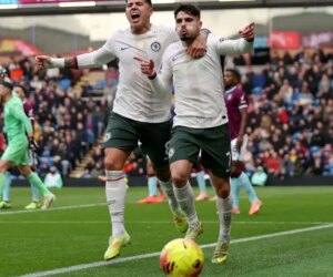 Premier League: Neto, Fernandes Fire Chelsea Past Burnley