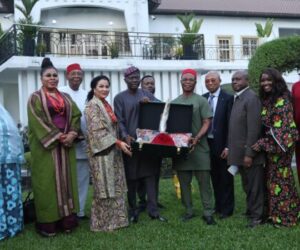 Uzoka-Anite leads South-east business leaders to Lagos, seeks collaboration 