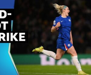 'World-class' Carpenter goal puts Chelsea ahead against Barcelona