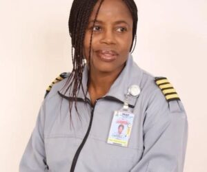 Meet Captain Chinyere Kalu: 1st Woman To Fly An Aircraft in Nigeria