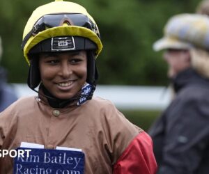 Aamilah Aswat makes history at Kempton as first black female jump jockey